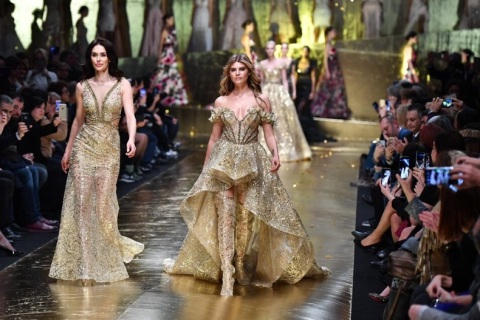 土耳其伊兹密尔婚纱礼服展览会展会现场图片