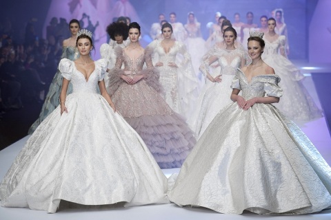 土耳其伊兹密尔婚纱礼服展览会展会现场图片