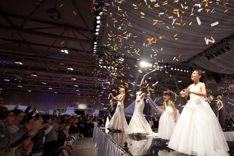 加拿大多伦多婚纱展览会展会现场图片