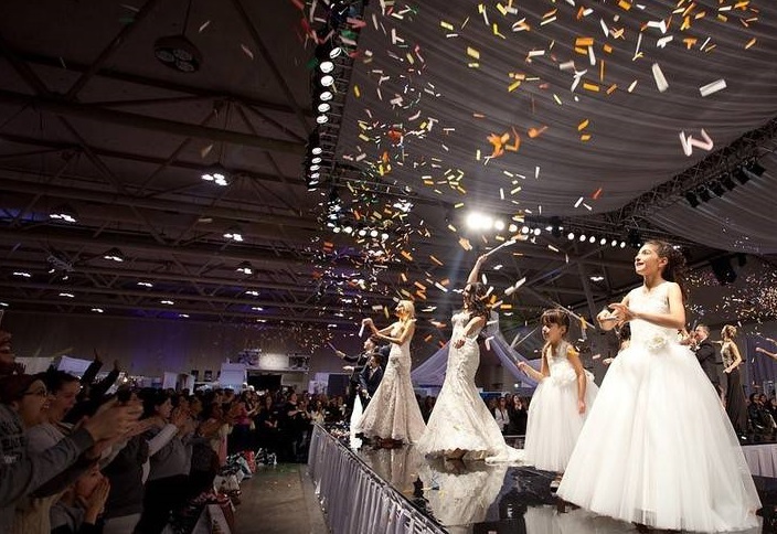 加拿大多伦多婚纱展览会