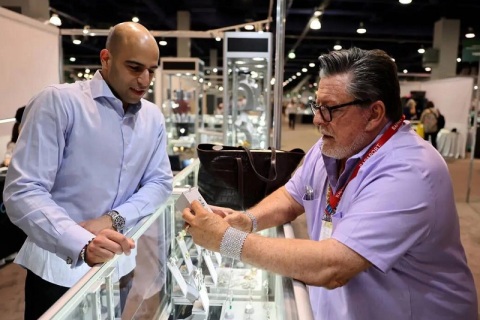 美国拉斯维加斯珠宝钟表展展会现场图片