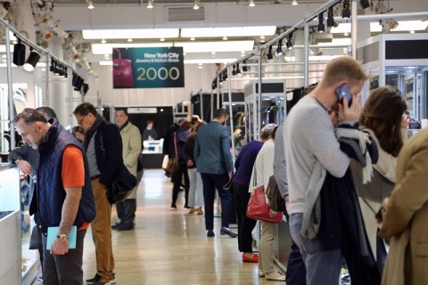 中东阿布扎比珠宝钟表展览会展会现场图片