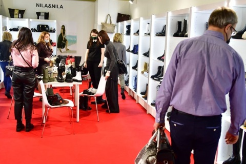 俄罗斯莫斯科鞋及箱包展览会展会现场图片