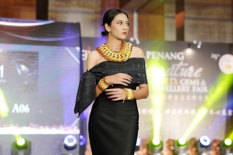 马来西亚槟城黄金宝石珠宝展览会展会现场图片