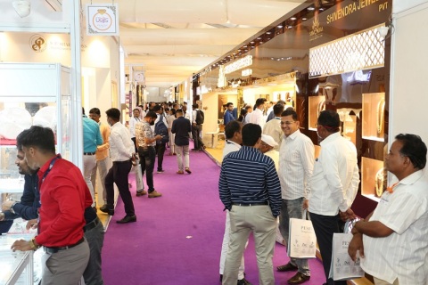 印度新德里珠宝展览会DJGF展会现场图片