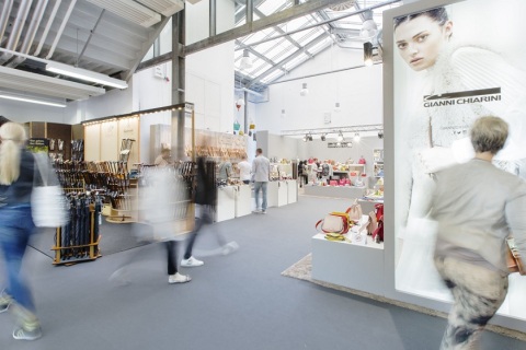 德国奥芬巴赫箱包皮具展秋季展会现场图片