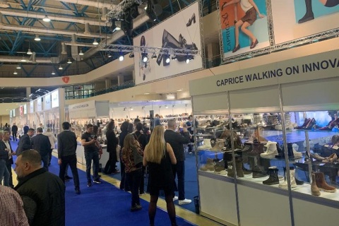 俄罗斯欧洲鞋首发系列展览会展会现场图片