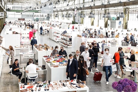 德国杜塞尔多夫鞋展览会展会现场图片