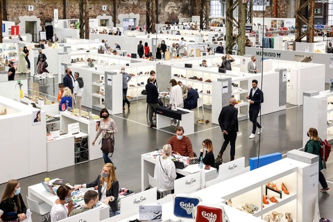 德国杜塞尔多夫鞋展览会展会现场图片