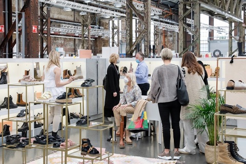 德国杜塞尔多夫鞋展览会展会现场图片