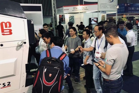 越南胡志明皮革及鞋机鞋材展览会展会现场图片