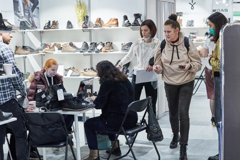 俄罗斯欧洲鞋首发系列展览会展会现场图片