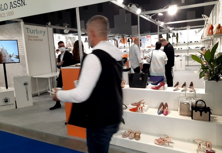 俄罗斯欧洲鞋首发系列展览会