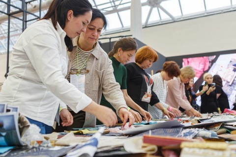 俄罗斯莫斯科纺织面料家纺展览会展会现场图片