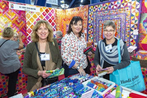 美国休斯敦缝制品展览会展会现场图片