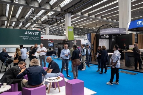 德国法兰克福无纺布及非织造展览会展会现场图片