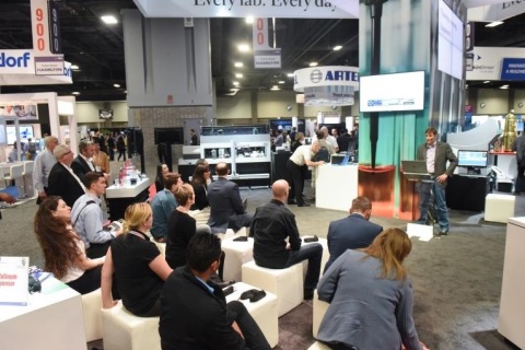 美国实验室及临床医疗展览会展会现场图片