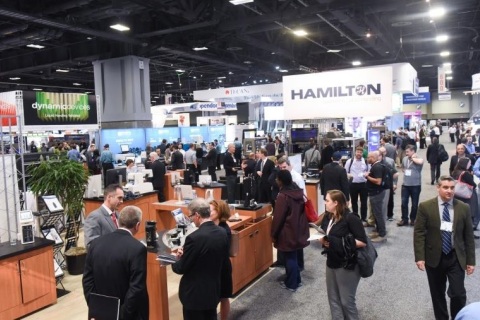 美国实验室及临床医疗展览会展会现场图片