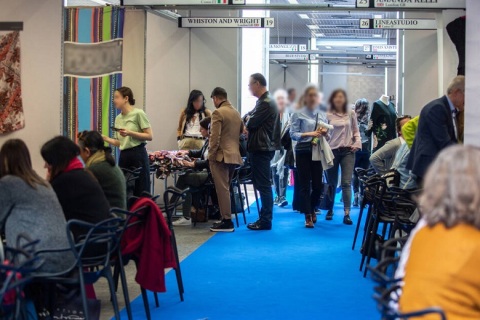 意大利科莫纺织印花展览会展会现场图片