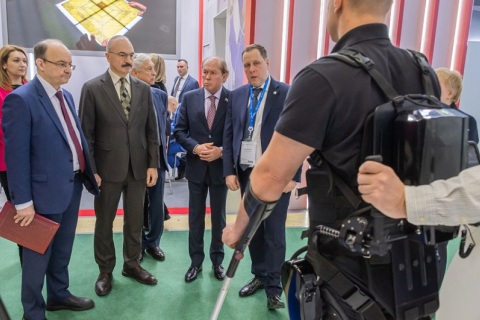 俄罗斯莫斯科医疗器械、康复设备及医药展览会展会现场图片