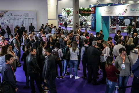 巴西圣保罗医药原料及制药展览会展会现场图片