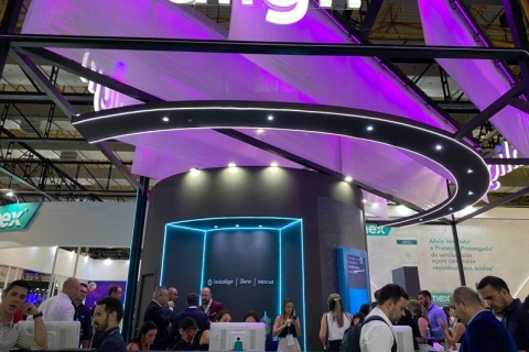 新加坡制药会议及展览会展会现场图片