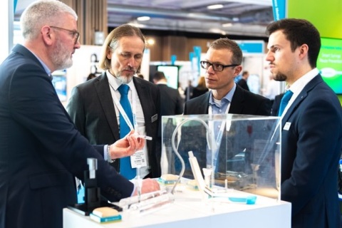 法国巴黎制药包装展览会展会现场图片