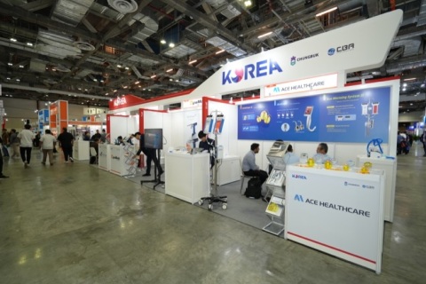 新加坡医疗器械设备、医院用品展览会展会现场图片
