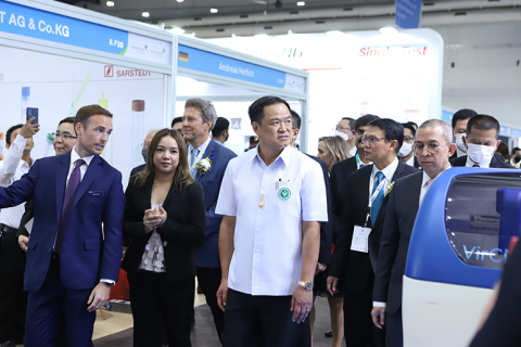 马来西亚吉隆坡医疗器械展览会展会现场图片