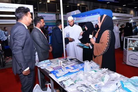 中东阿曼医疗器械展览会展会现场图片