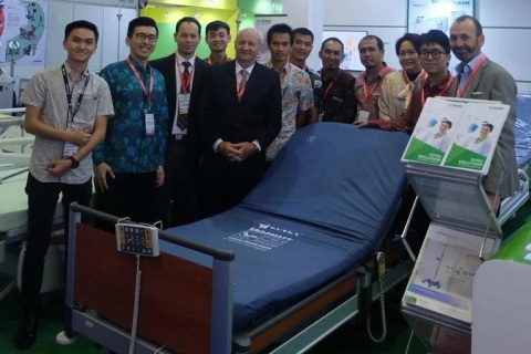 印尼医疗器械及实验室设备展览会展会现场图片