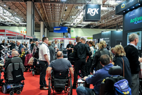 英国伯明翰国际医疗保健复健展览会展会现场图片