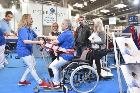 德国康复护理及养老用品展览会展会现场图片