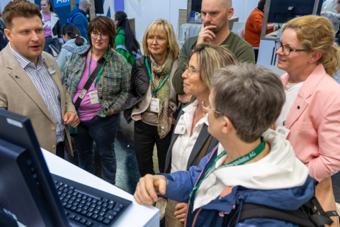 德国康复护理及养老用品展览会展会现场图片