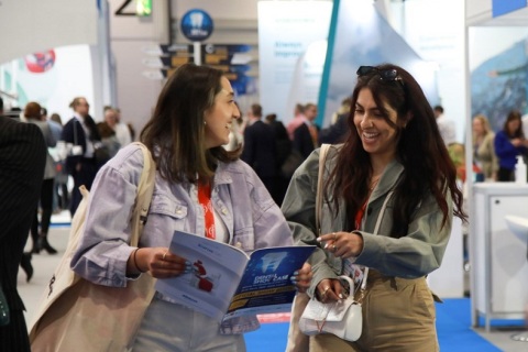 英国伦敦牙科口腔展览会展会现场图片