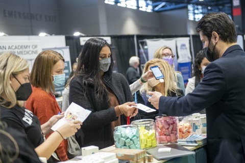 美国芝加哥牙科口腔展览会展会现场图片