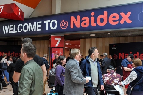 英国伯明翰国际医疗保健复健展览会展会现场图片