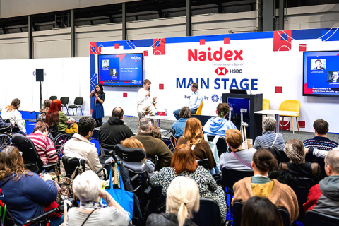 英国伯明翰国际医疗保健复健展览会展会现场图片