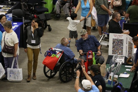 美国残疾人用品及康复设备展展会现场图片