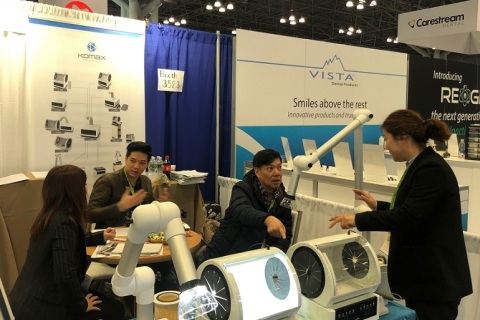 美国纽约口腔牙科展览会GNYDM展会现场图片