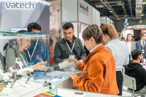 哈萨克斯坦口腔牙科展览会CADEX展会现场图片