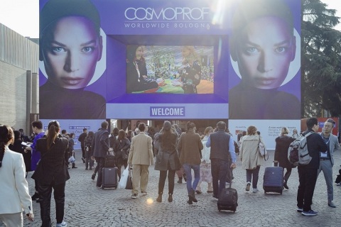 卡思曼伯意大利博洛尼亚美容展览会展会现场图片