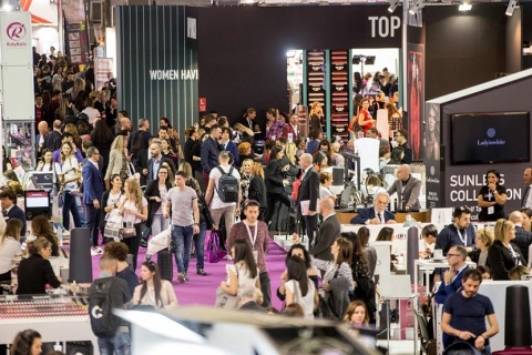 卡思曼伯意大利博洛尼亚美容展览会展会现场图片