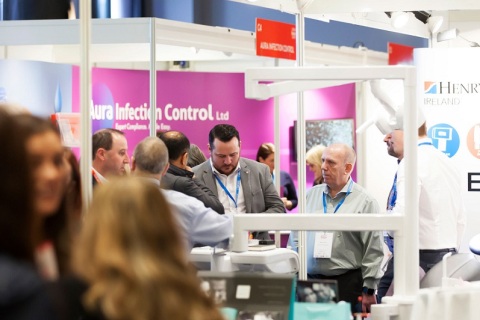 英国伯明翰牙科展览会展会现场图片