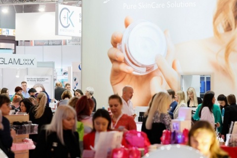 德国杜塞尔多夫美容美发展览会展会现场图片