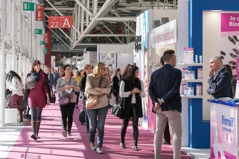 卡思曼伯意大利博洛尼亚美容展览会展会现场图片