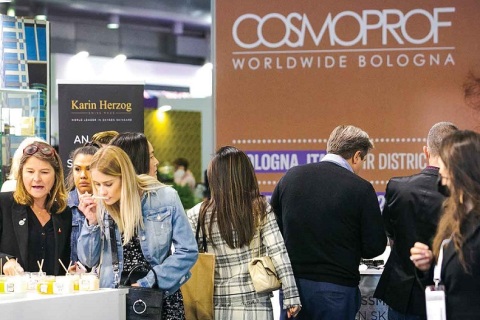 卡思曼伯意大利博洛尼亚美容展览会展会现场图片