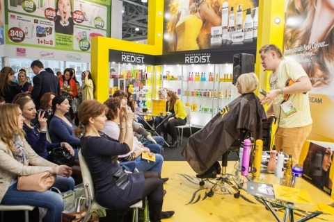 俄罗斯莫斯科美容美发展览会展会现场图片