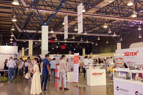 哈萨克斯坦口腔展览会展会现场图片