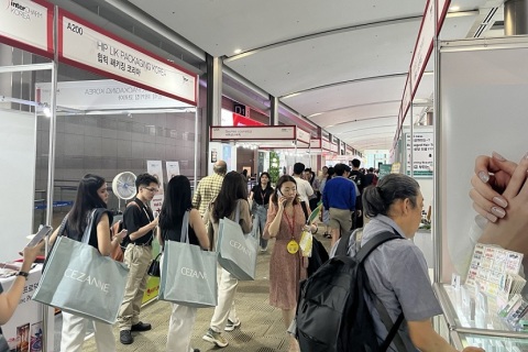 韩国首尔美容美发展展会现场图片